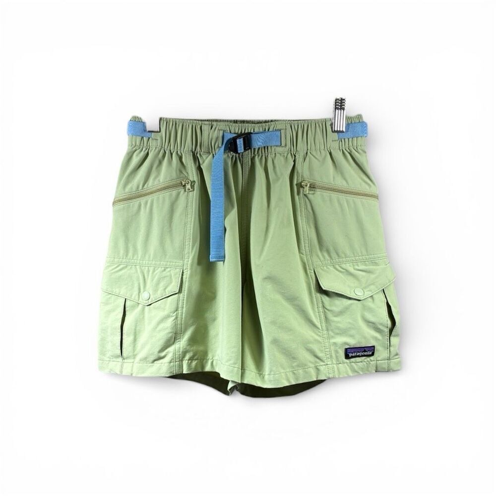 Patagonia Women's Light Green Cargo Shorts with Blue Belt